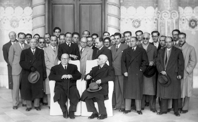 Sesión inaugural de la Sociedad Española de Neurología en la Sala Museo del Hospital de la Santa Creu i Sant Pau. 19 de diciembre de 1949. Archivo Histórico de la SEN